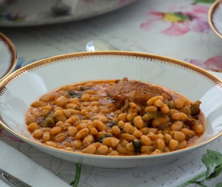 Λοπάδα (Ροδίτικη φασολάδα)